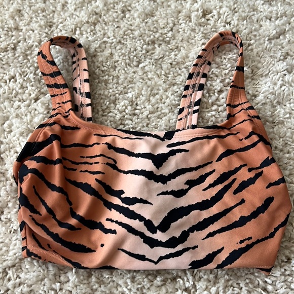Tiger Print Bikini - Picture 1 of 4